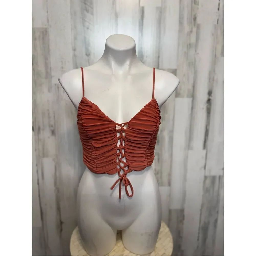 Crop top - Picture 2 of 7